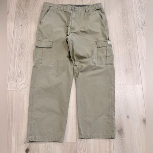 Wrangler cargo pants 38x32